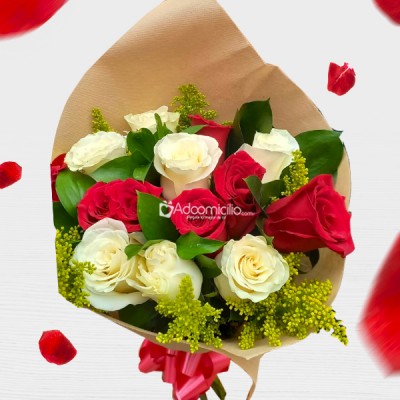 Bouquet De Rosas Blancas Y Rojas Para Amor Y Amistad A Domicilio En Cali 